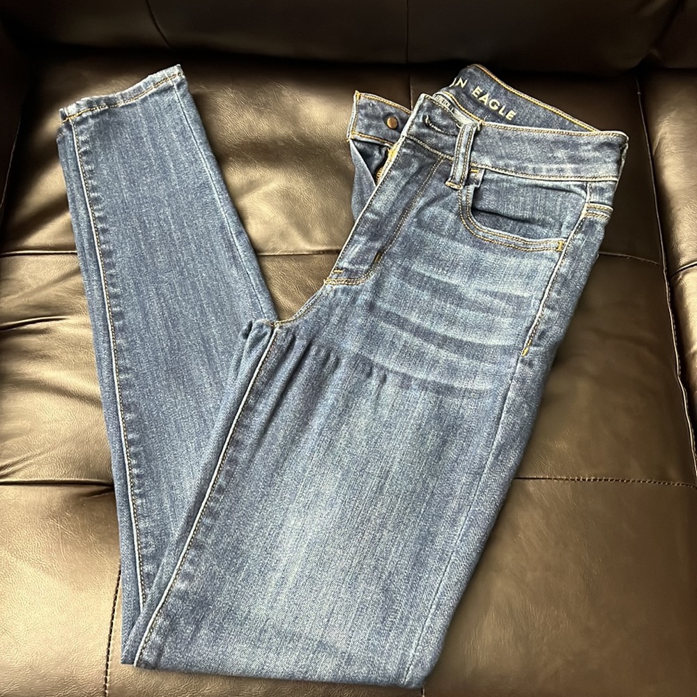 AMERICAN EAGLE Blue Hi-Rise Jeggings - Size: 2 Regular - Picture 2 of 7